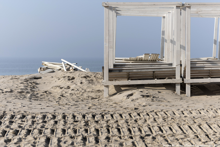 Без «Голубого флага»: как в Янтарном готовятся к пляжному сезону (фото)