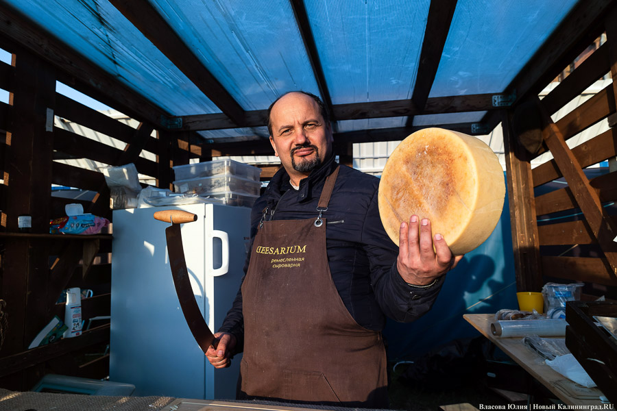 А-ля Новый год: в Зеленоградске «Фиштивалем» в апреле открыли курортный сезон (фото)