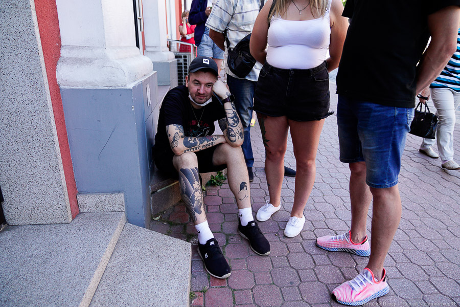 Кто последний на укол: в Калининграде образовались очереди на прививку от COVID