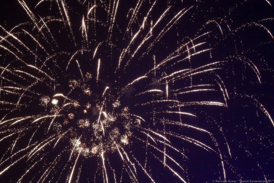День селёдки на выезде: как прошёл второй день Мирового чемпионата фейерверков