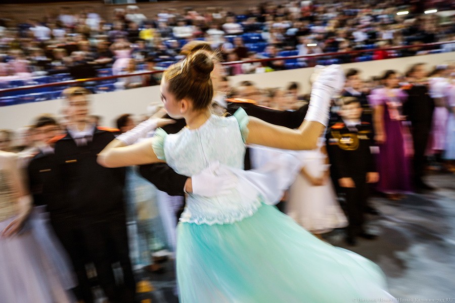 Танцы с министрами: чем запомнился кадетский бал в Калининграде