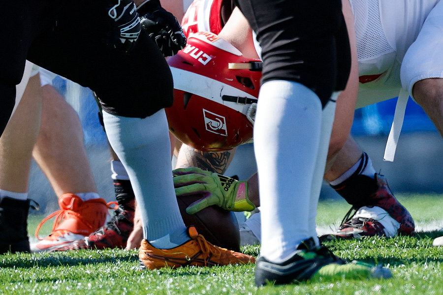 Пролёт «Ястребов»: как в Калининграде сыграли в американский футбол (фото)