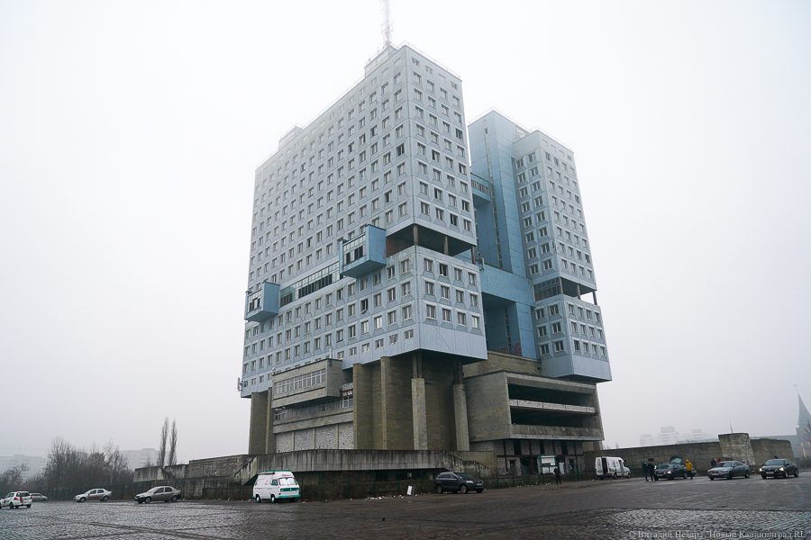 «Чтобы не стыдно было водить туда друзей»: Толмачев пояснил, зачем нужен опрос о застройке у Дома Советов