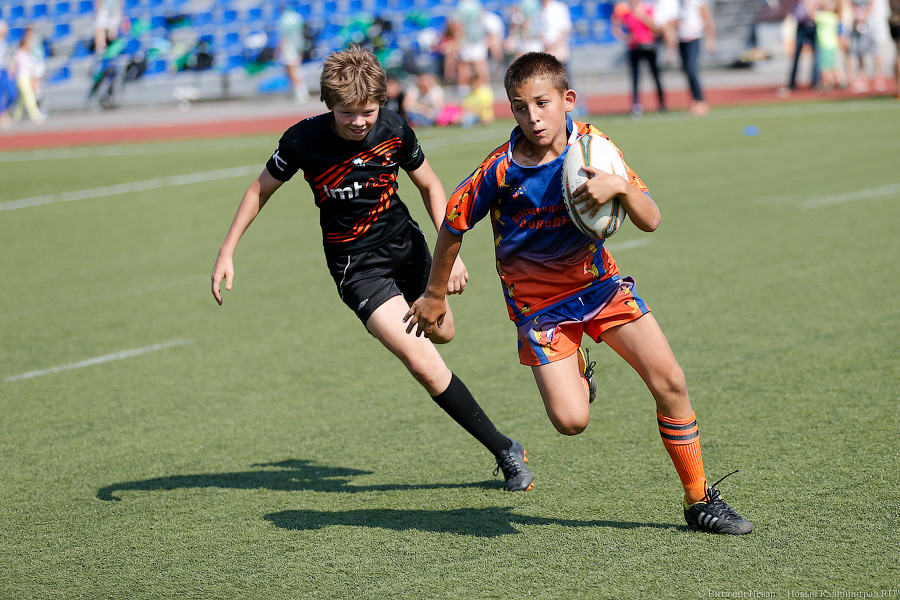 С овальным мячом: как в Калининграде прошёл турнир по регби (фото)