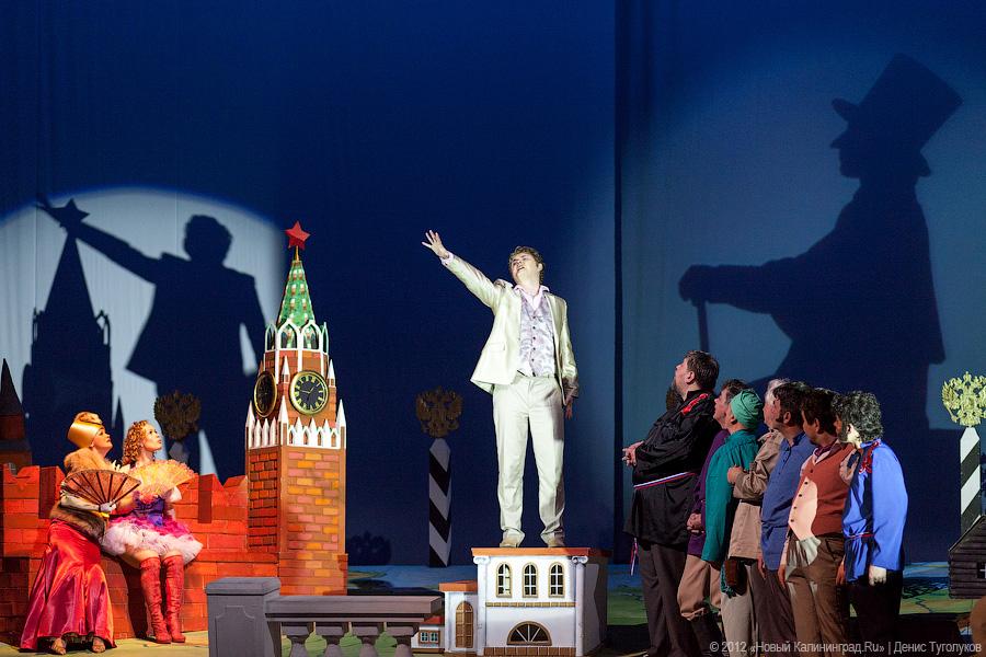 «Ревизор приехал»: фоторепортаж с репетиции спектакля «К нам едет ревизор»