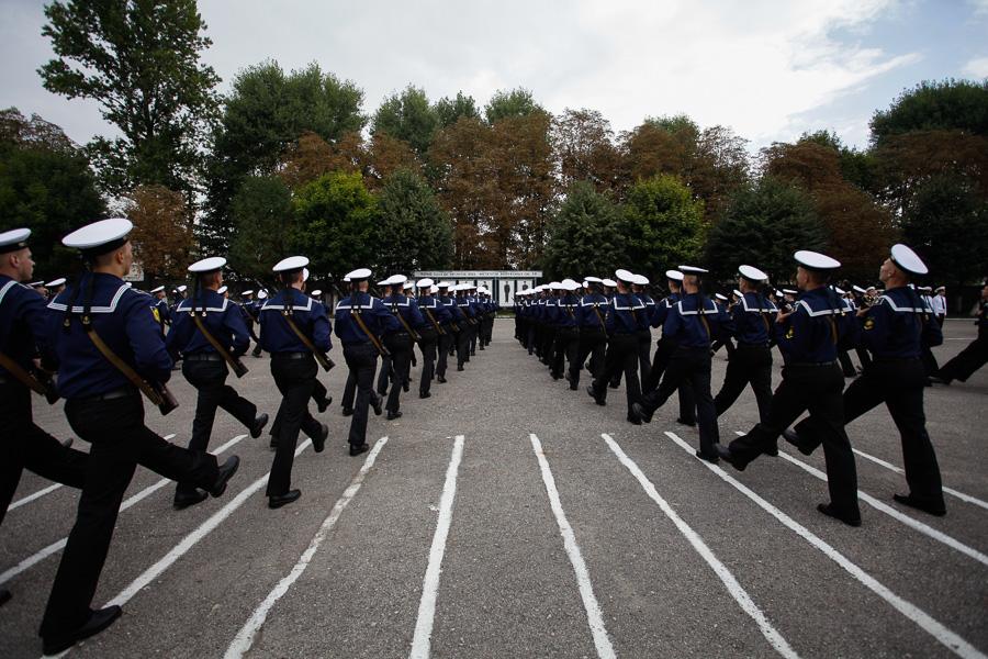 На верность Родине: 300 курсантов БВМИ приняли военную присягу