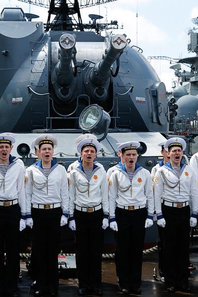 Флагманский выпуск: 39 кадетов получили дипломы на эскадренном миноносце «Настойчивый»