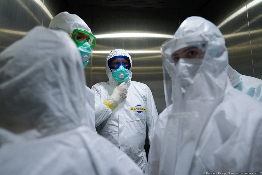 «Коронавирусный» визит: в Калининграде с проверкой побывал глава Минздрава