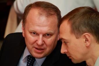 Губернатор распределил обязанности между своими вице-премьерами