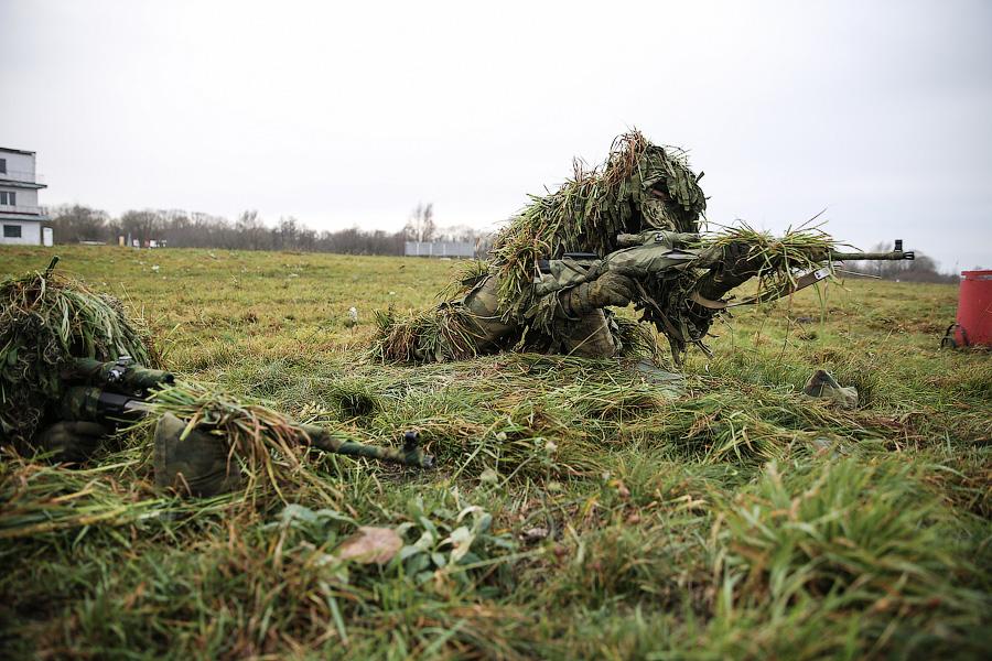 «Огонь!»: боевая подготовка морпехов в Хмелёвке (фото)