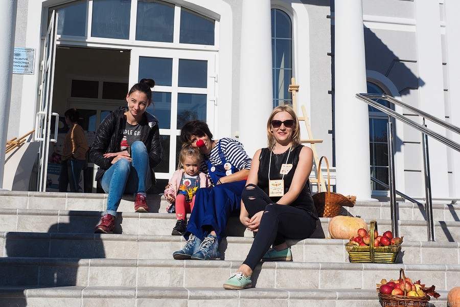 Традиционное осеннее добро: как прошел Благотворительный фестиваль шарлотки