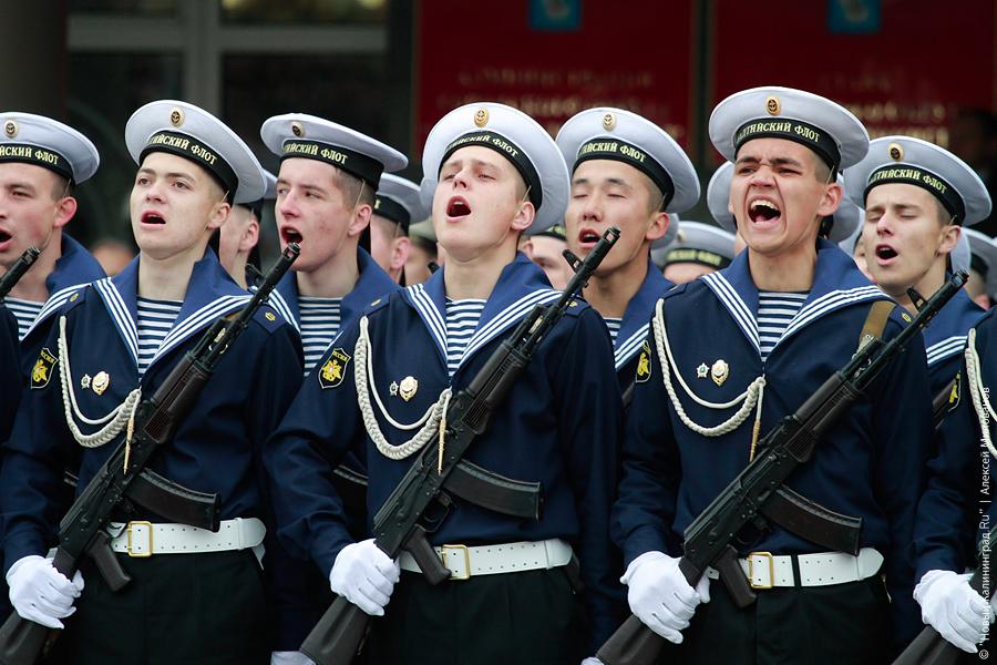 "Парад Победы-2010": фоторепортаж "Нового Калининграда.Ru"