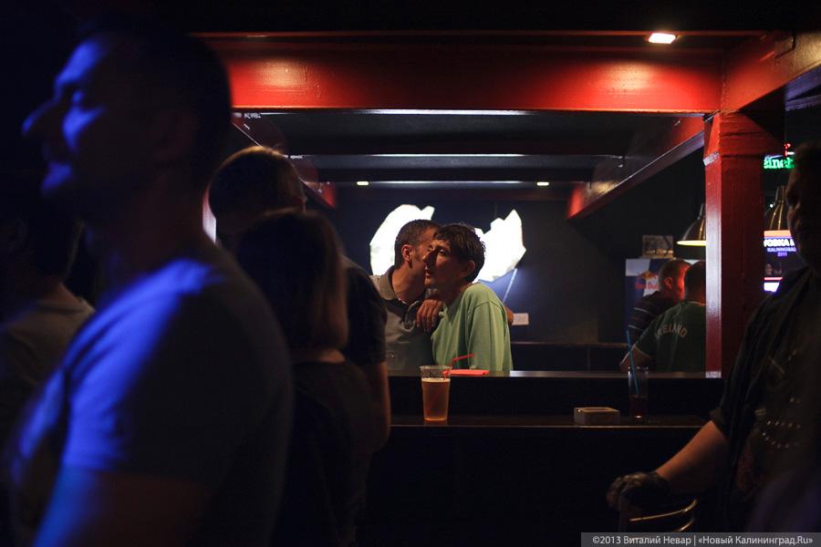 Арлекин, Пьеро и танцы с бубном: в Калининграде прошел концерт группы «Ундервуд»