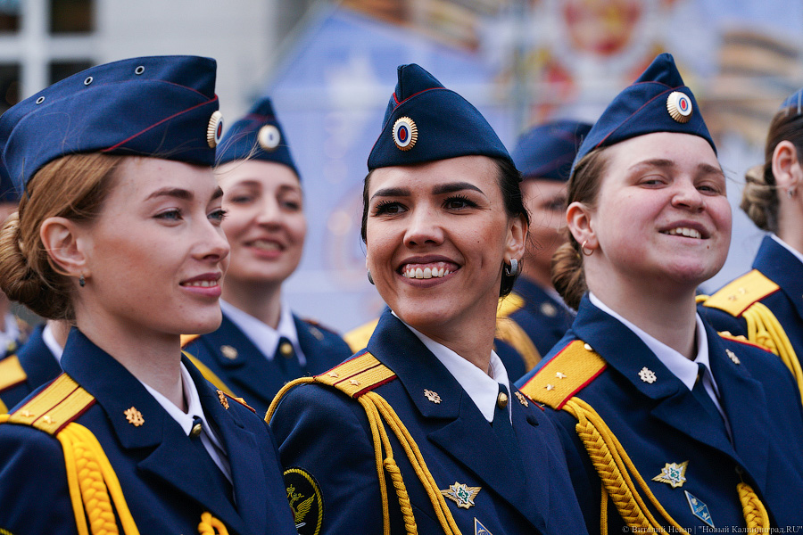 Парад в объективе: фоторепортаж со Дня Победы в Калининграде