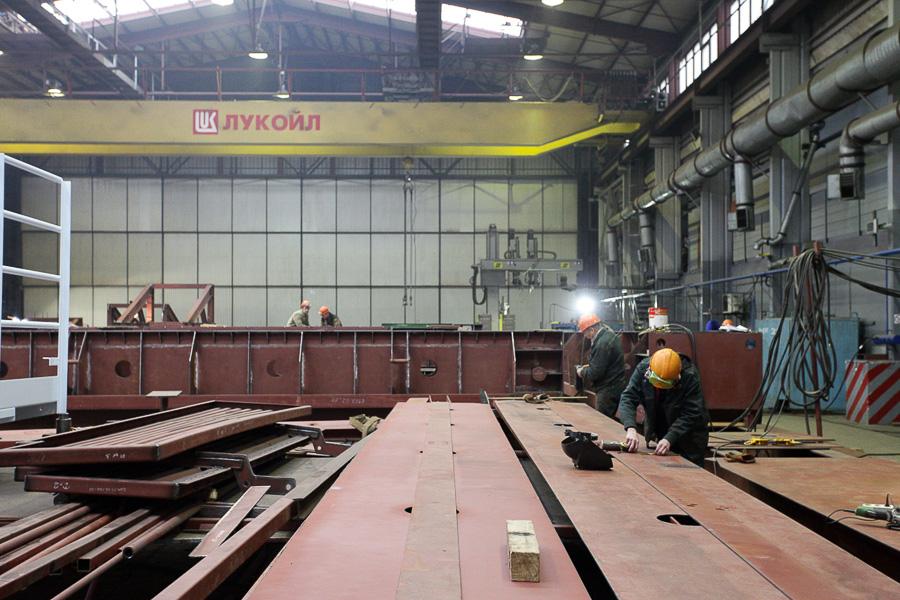 От буровых до стадиона: Николай Цуканов присматривает местных подрядчиков на стройки ЧМ-2018