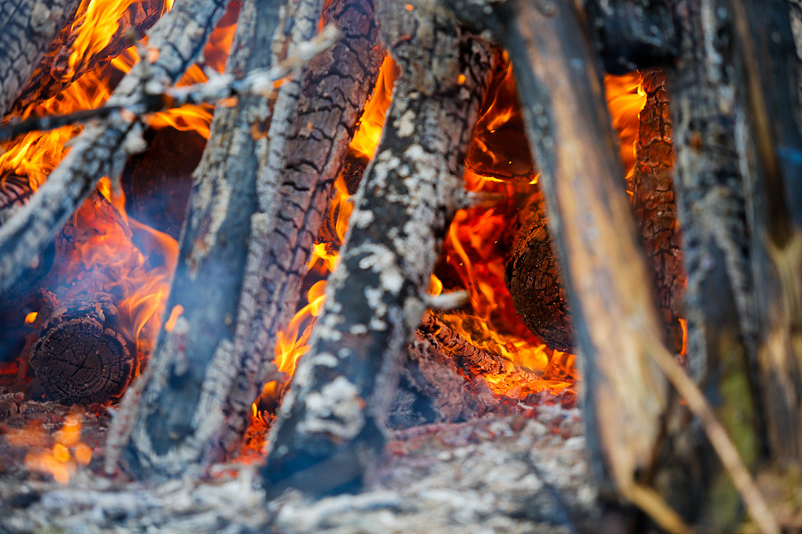 В Зеленоградском округе подросток, топивший печь, получил серьезные ожоги