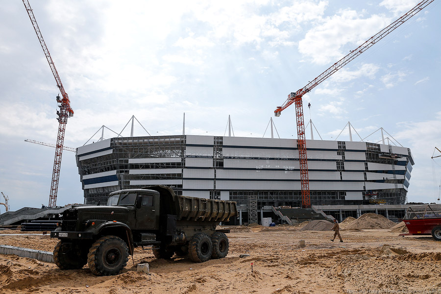 Изгоняющие воду: что увидел вице-премьер Мутко на стадионе к ЧМ-2018
