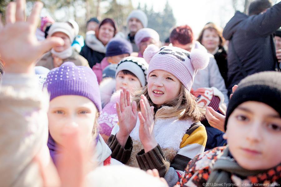 «Блинный бег»: первый городской забег с блинами на Масленицу (+видео)