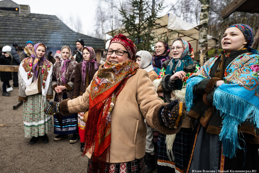 Блины, пляски и огонь: как отпраздновали Масленицу в поселении викингов «Кауп»