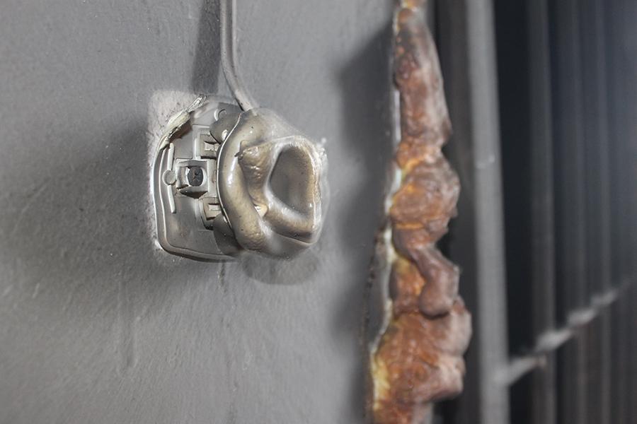 «Темно и воды по колено»: чем обернулся крупный пожар в Калининграде