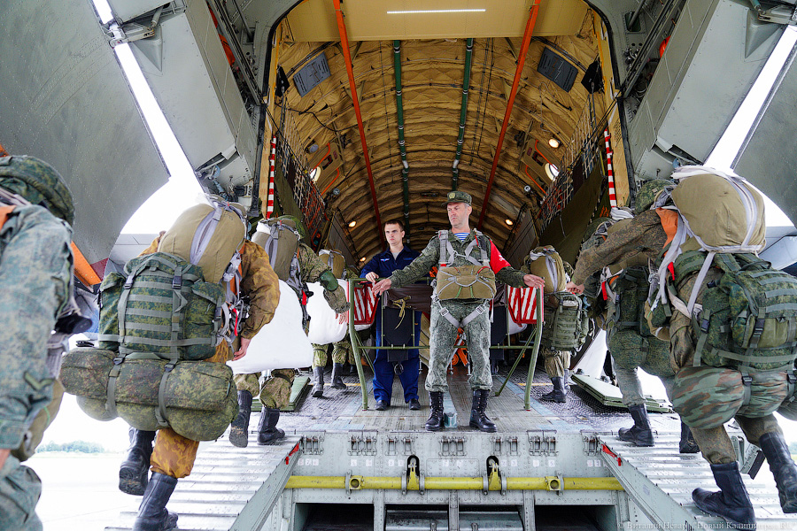 Псковский десант в Калининградской области: в России продолжаются учения «Запад-2021» (фото)