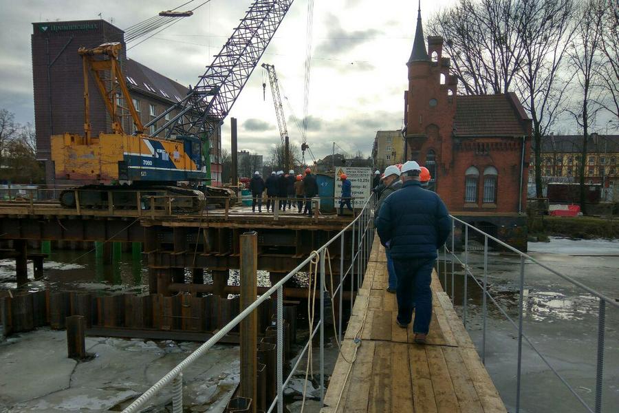 Алиханов признал, что Высокий мост невозможно отремонтировать к сентябрю