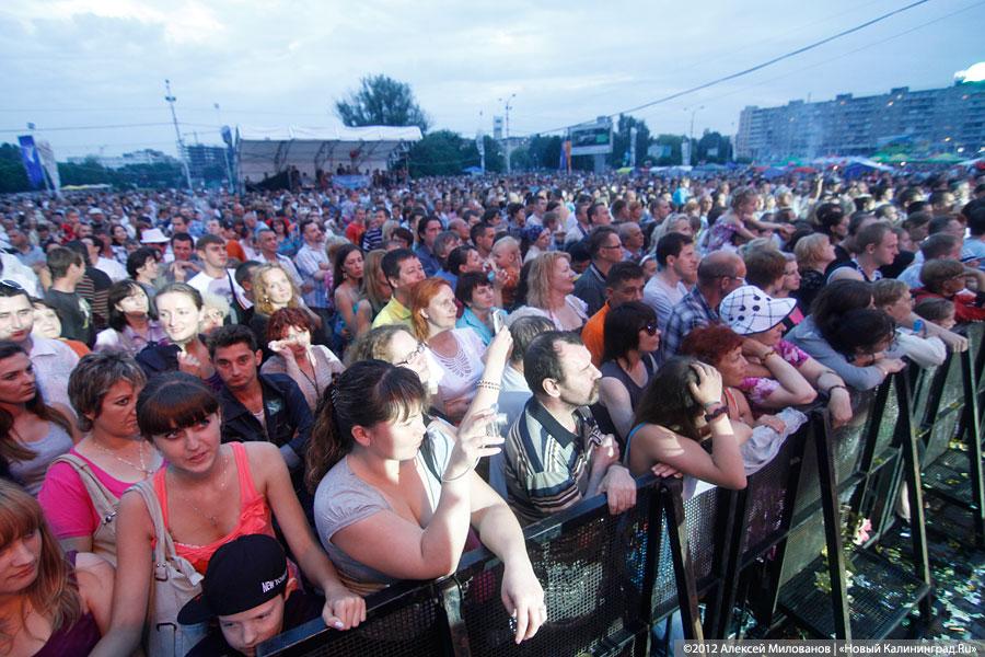 «Дважды дождливый»: фоторепортаж с гала-концерта к 757-летию Калининграда
