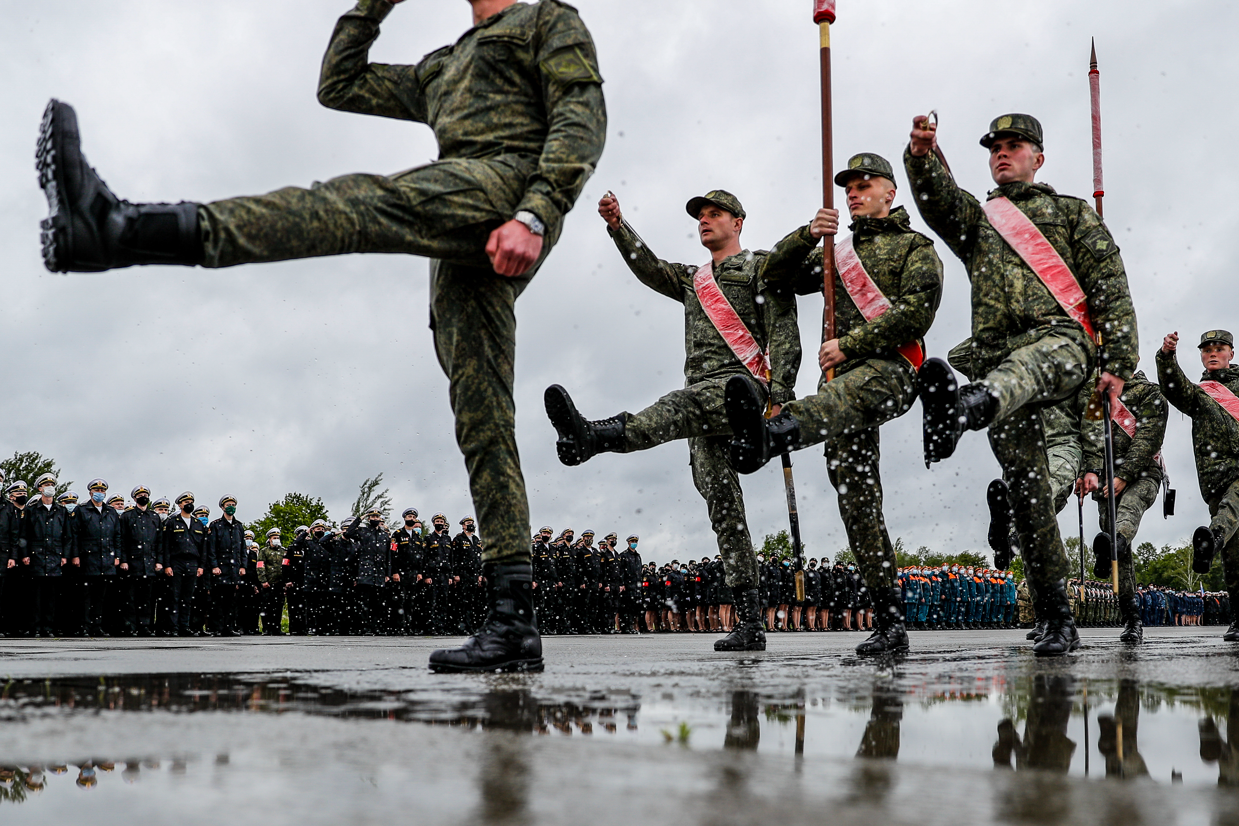 Областной военком: из одной организации мы можем призвать не более 30% сотрудников