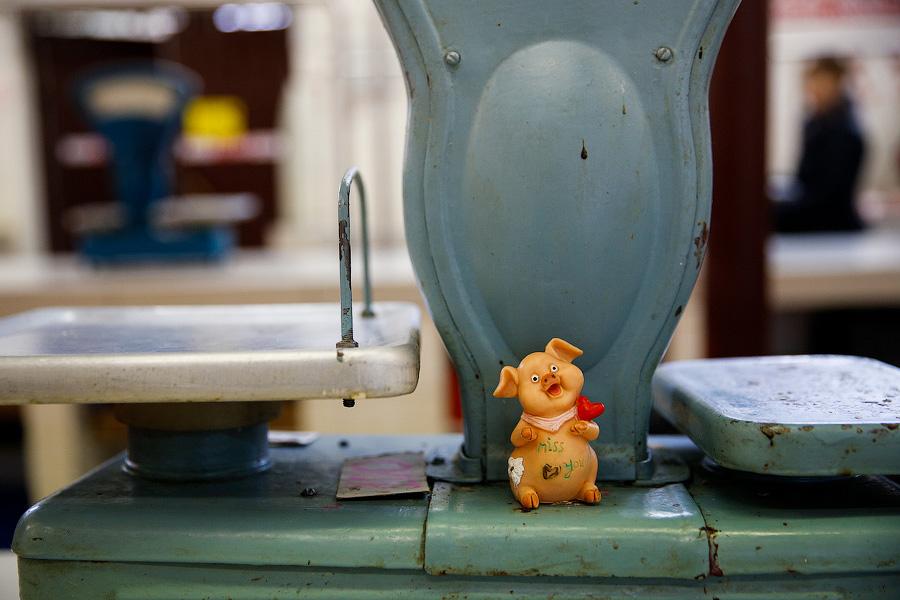 «Я вижу, цены выросли»: Николай Цуканов побывал на Центральном рынке города