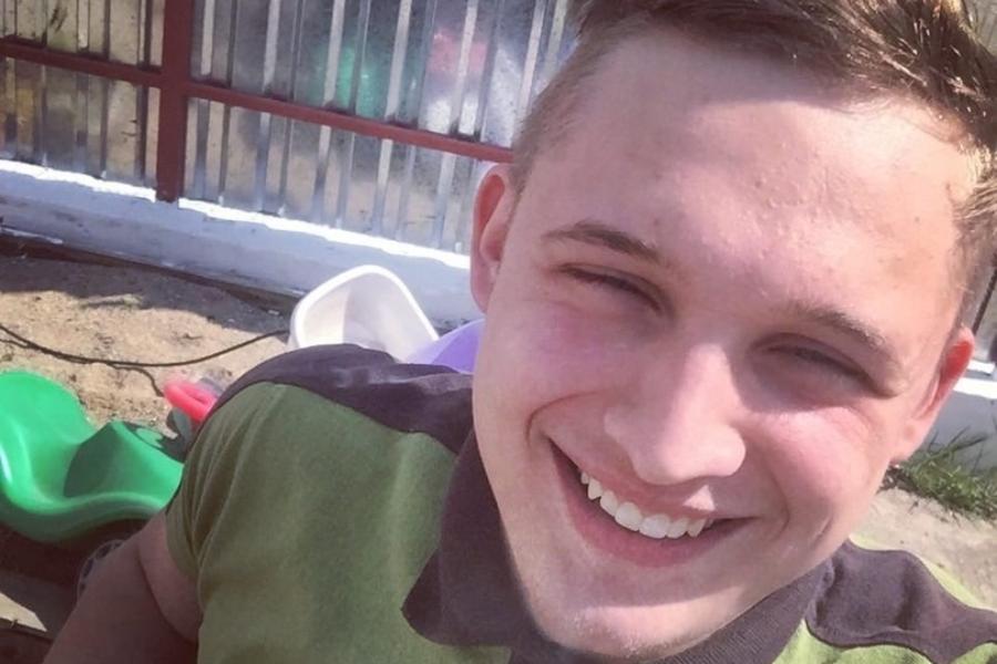 19-летний советчанин, впавший в кому после избиения, начал ходить и говорить