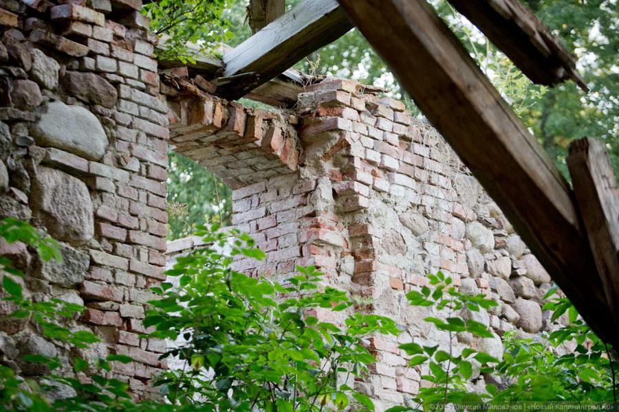 «Когда-то был пожар»: кирха XVIII века в поселке Яблоновка под Озерском