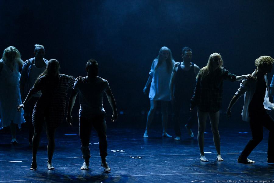 За свободу движения: финалисты шоу «Танцы на ТНТ» выступили в Театре эстрады