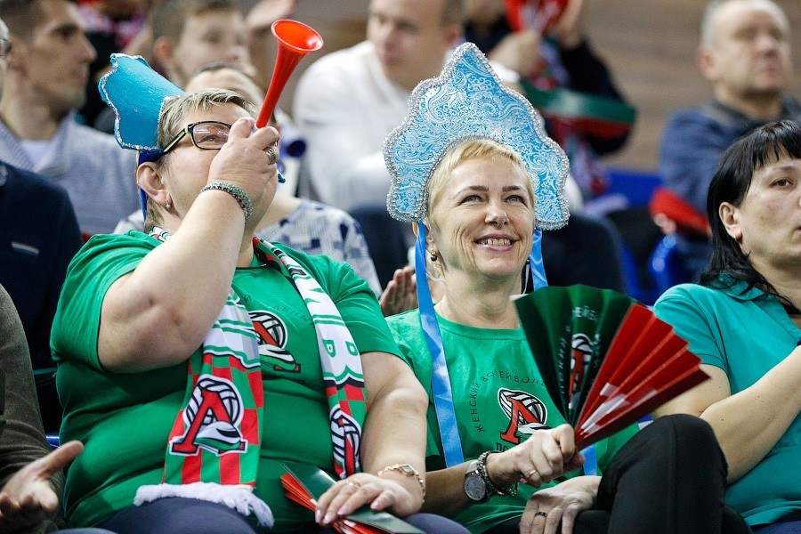 «Локомотив» снова проиграл в Лиге чемпионов. Но лишь по итогам пяти партий (фото)