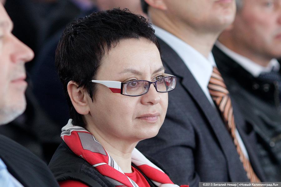 «По верхам»: как два министра Калининградской области на заседании АМОКО отчитывались