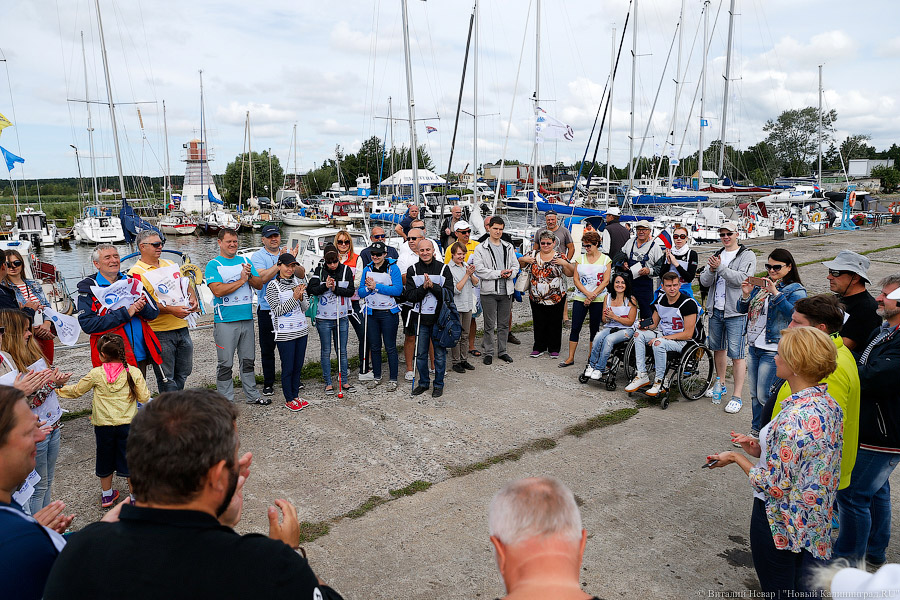 «Паруса духа»: как в Калининградском заливе инвалиды в регате побеждали