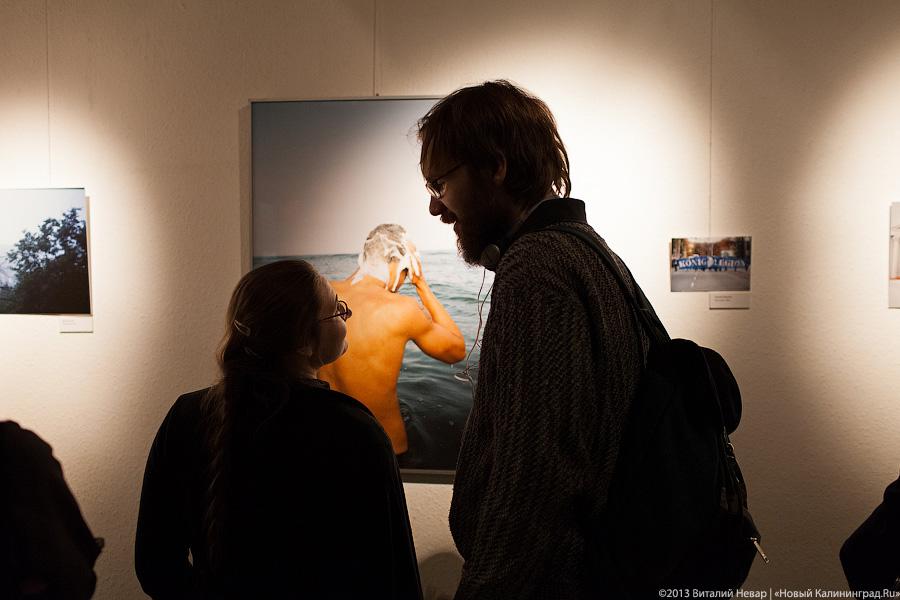 «Точка „0“»: фотохудожники Калининграда о выставке «Белый» в Немецко-русском доме