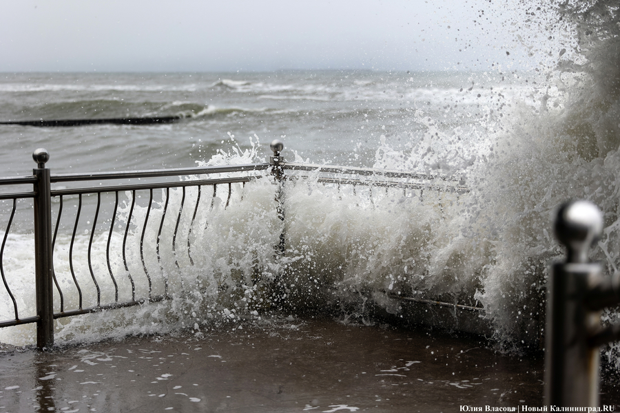 Штормовая вселенная: как циклон «Золтан» накрыл Зеленоградск (фото)