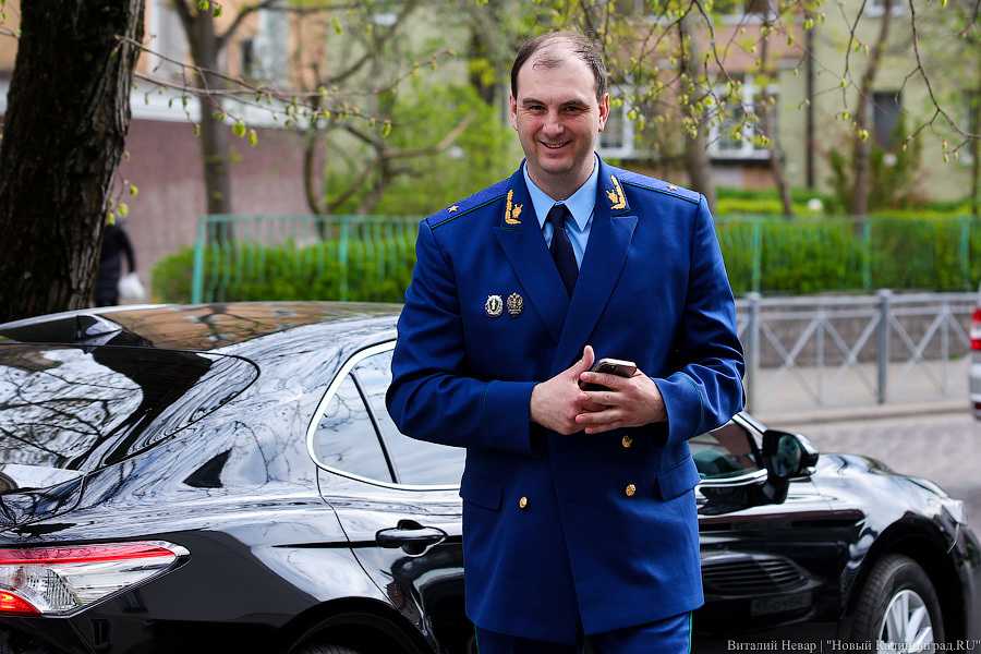 Карты, фотки, все дела: ежегодный отчет Антона Алиханова в фотографиях