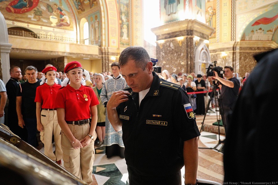 Образ апостола: в храм Христа Спасителя привезли главную икону ВМФ (фото)
