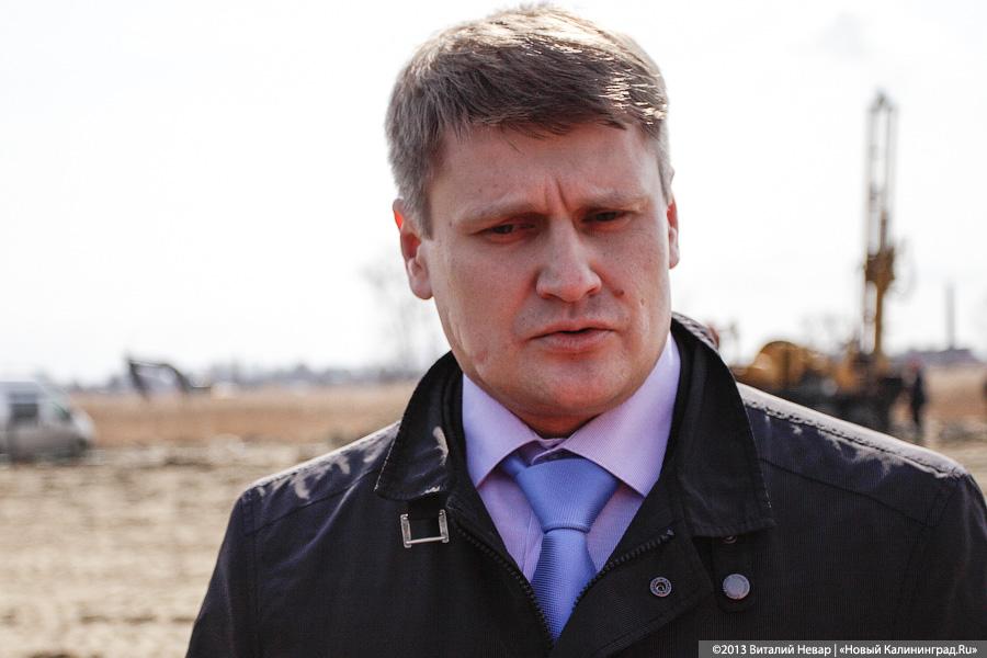 «Мутко без сапог»: фоторепортаж со стройплощадки стадиона к ЧМ-2018