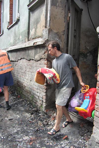 Погорельцы из Советска: «Детей через окно по простыням спускали»