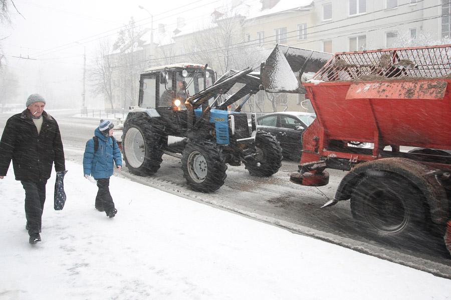 Засыпало: ураган «Ксавьер» принес в Калининград зиму