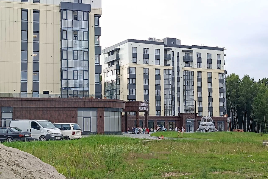 «Спорт Плаза» вместо спортбазы: «Автотор» объяснил, почему сдает номера туристам