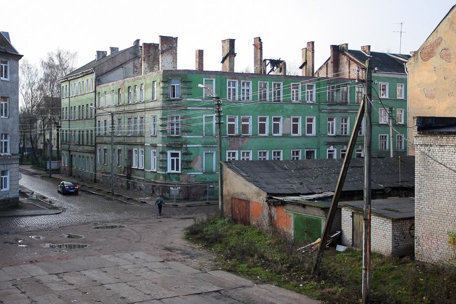 «Мы обиваем пороги, а толку нет!»: власти не спешат ремонтировать сгоревшие дома в Советске