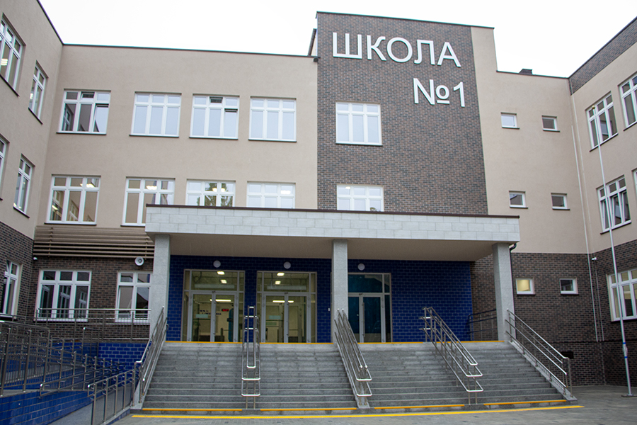 Комфорт для младших классов: в Светлогорске завершается строительство школы (фото)