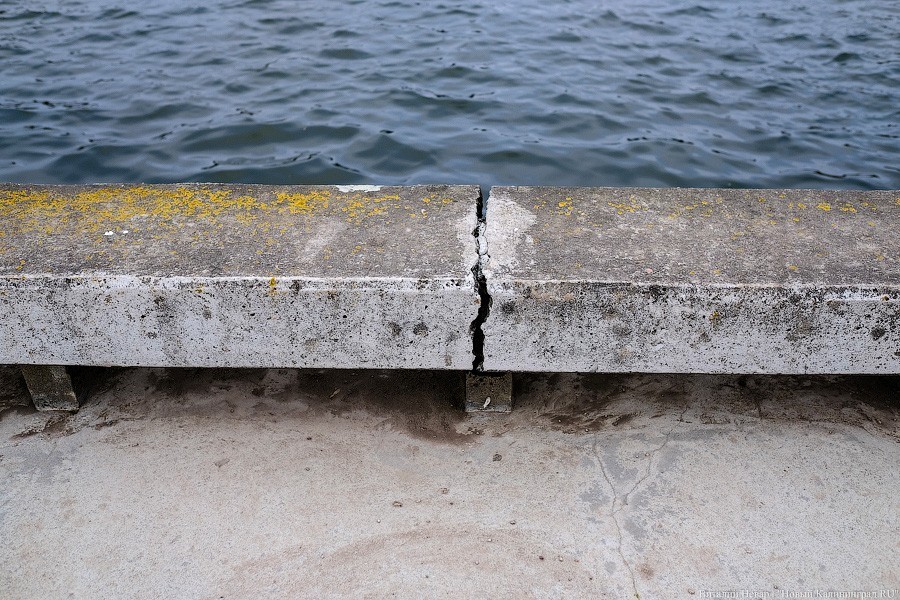 Бетон и пустота: в Калининграде завершается благоустройство Нижнего озера (фото)