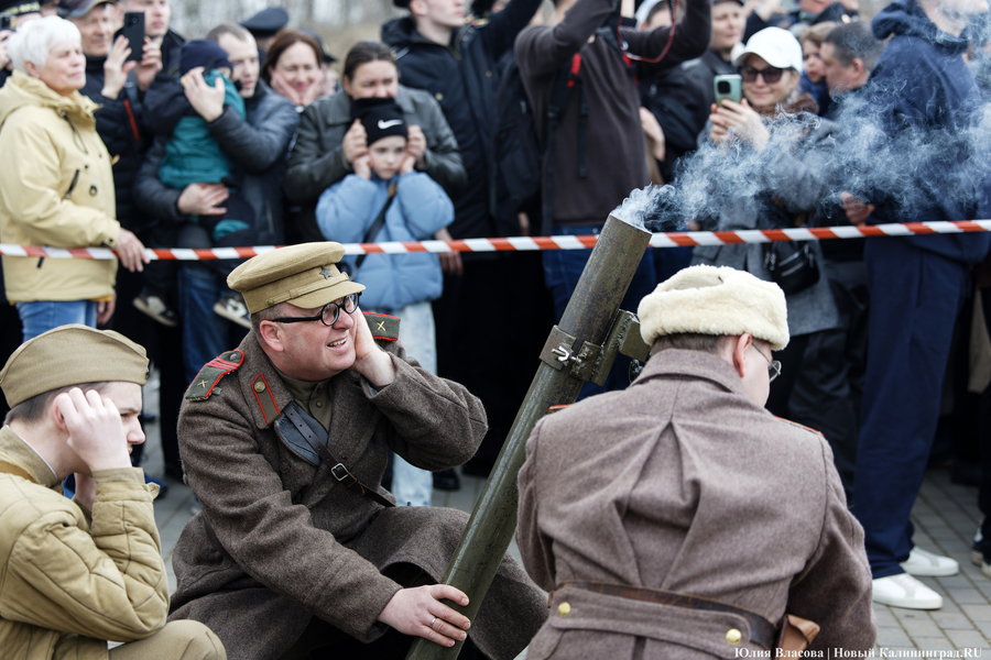 Двойной штурм: фоторепортаж с реконструкции взятия форта № 5 (фото)