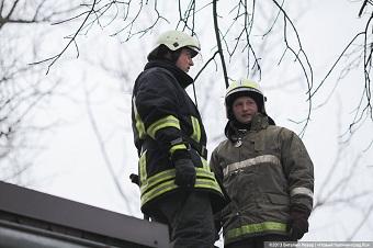 Спасатели тушили пожар на Советском проспекте полтора часа