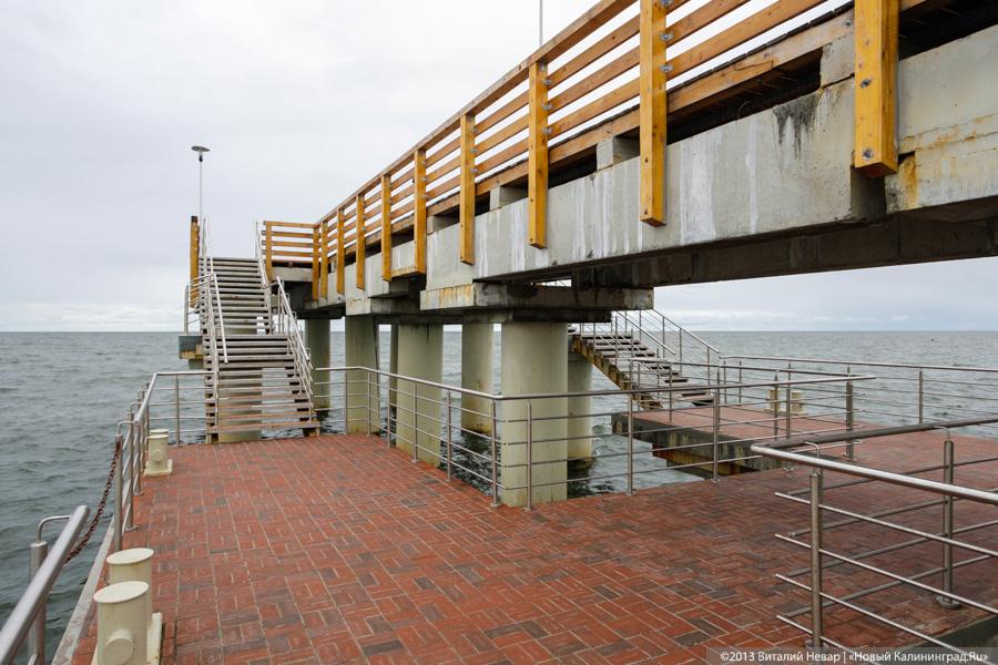 Коррозия причала: недавно открытый променад в Зеленоградске уже начал разрушаться