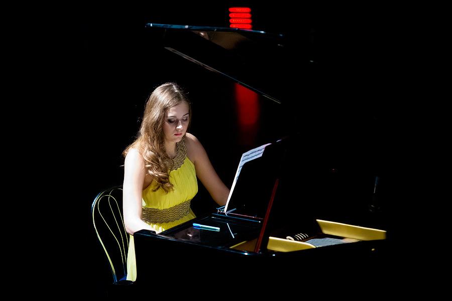 Обошлось без купальников: как выбирали «Мисс студенчество Янтарного края»